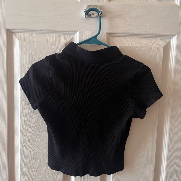 RSQ Collared Crop Top - Picture 2 of 2